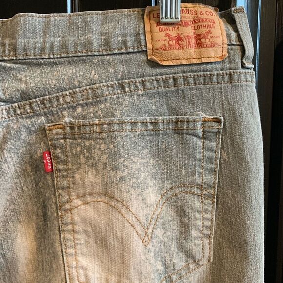 Levi’s Vintage 515 Distressed and Bleached Boot Cut Jeans | Size 14 - Picture 10 of 10